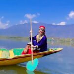 Apsara Rani Instagram - Jheelon ka sheher❤️⛵️ . . Video credits @moona.rijal ❤️