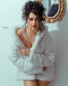 Apsara Rani Instagram - Happy Sunday🤍