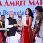 Apsara Rani Instagram - I’m so overwhelmed and grateful to receive a memento from GOVERNOR OF ANDHRA PRADESH Shri Biswabhusan Harichandan ji🙏🏻 . . . #biswabhusanharichandan #andhrapradeshgovernor #andhragovernor #governmentofindia #andhragovernment