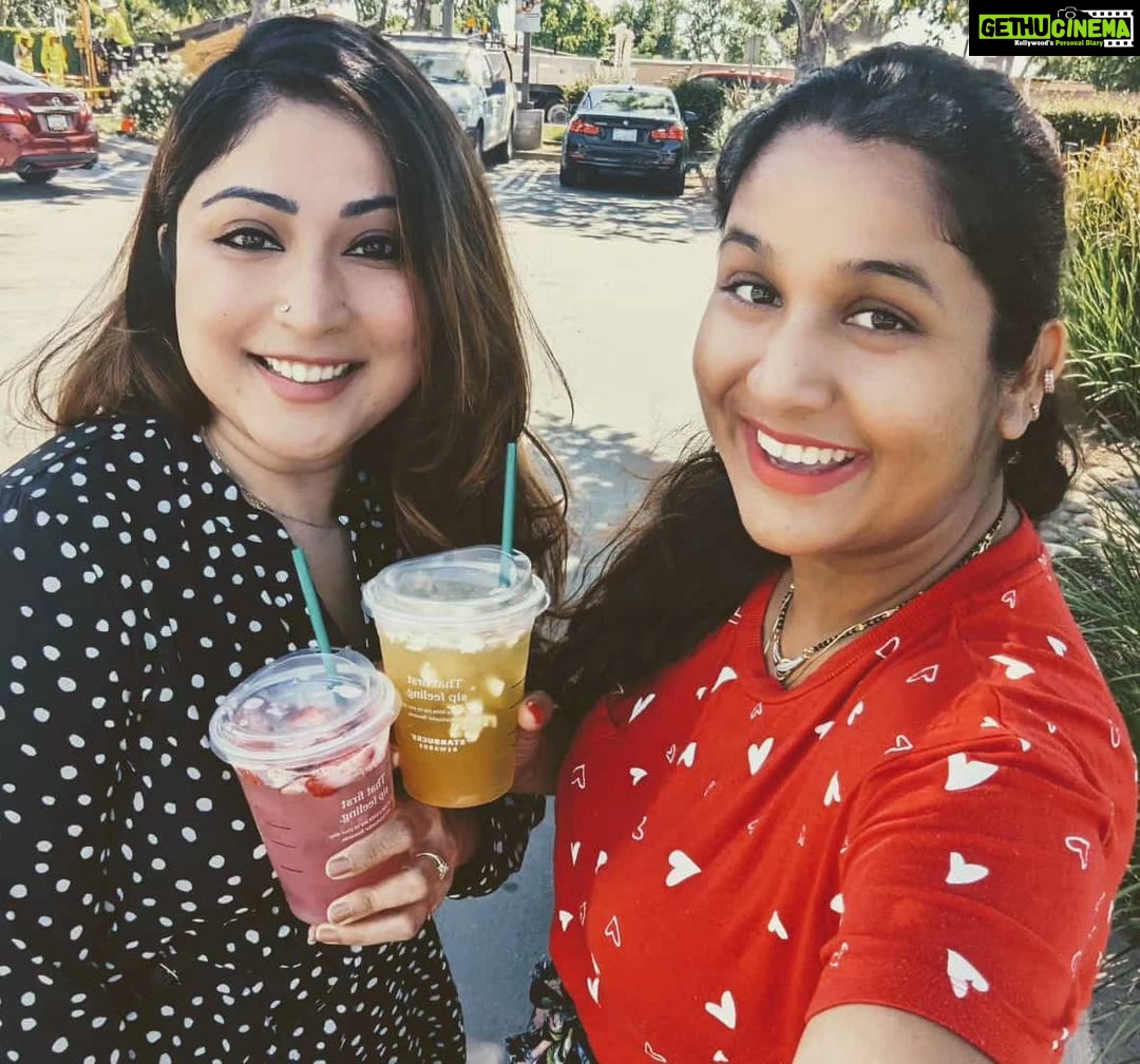 Archana Suseelan Instagram - Catching up with friends is like re- opening your favorite gift 🥰 with @upasanasaxenakcmt