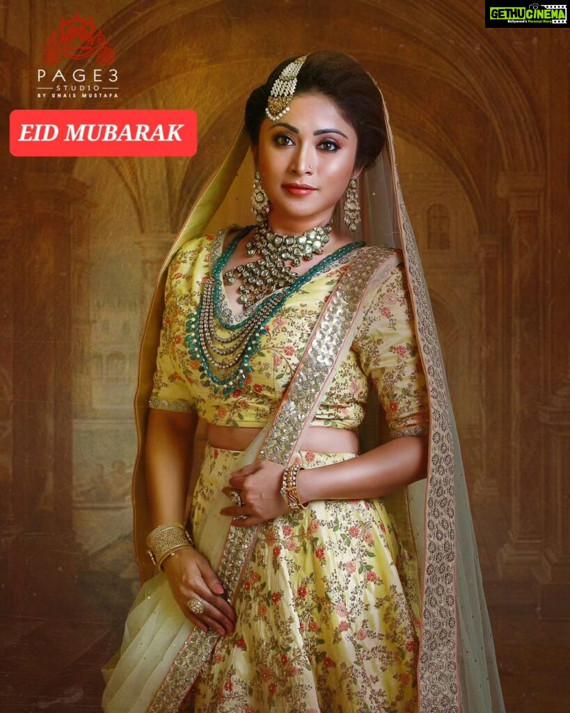 Archana Suseelan Instagram - Wishing you and your family all the blessings of Allah this day of Eid... EID MUBARAK