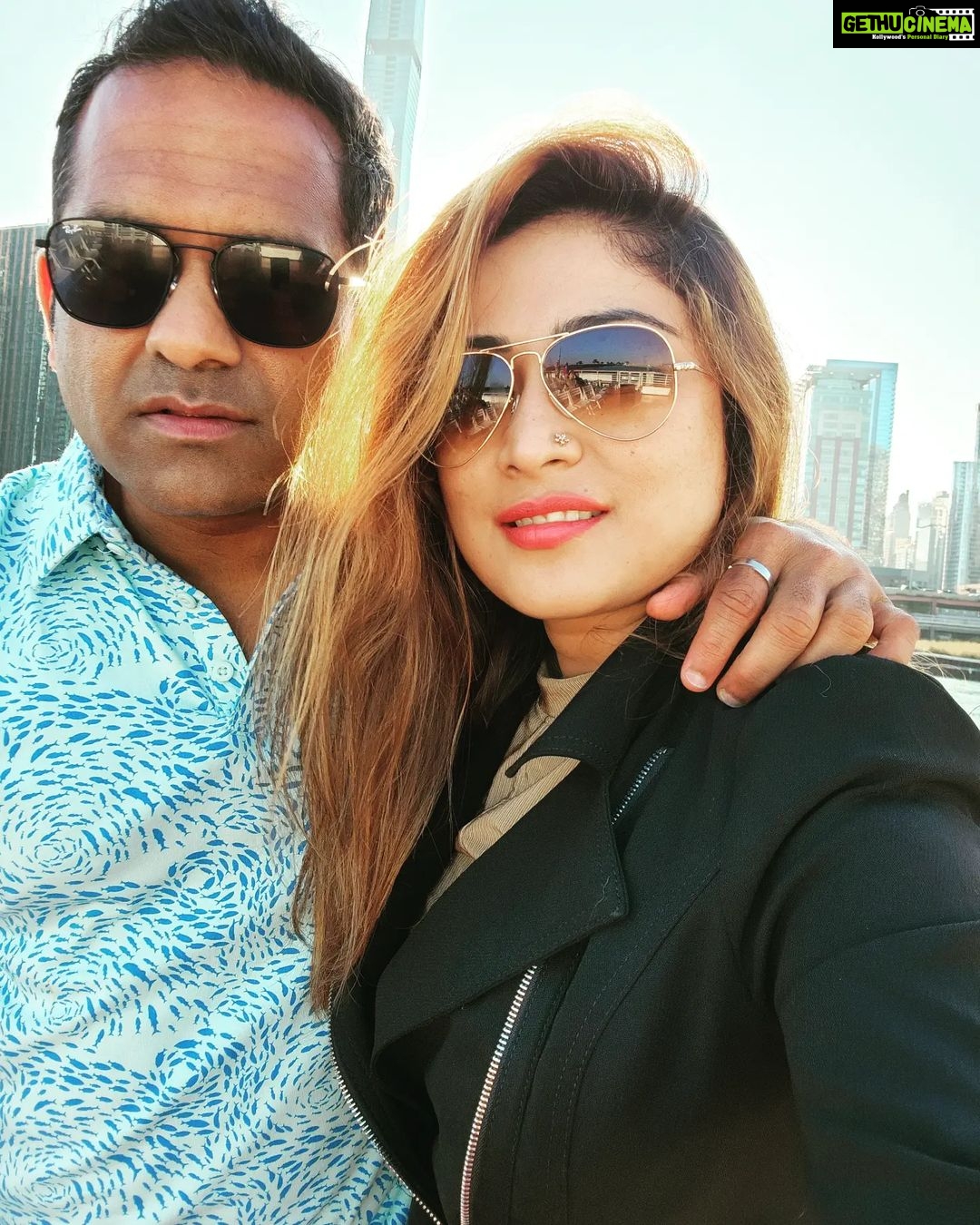 Archana Suseelan Instagram - Chicago downtown Shoreline Architecture Tour by Boat