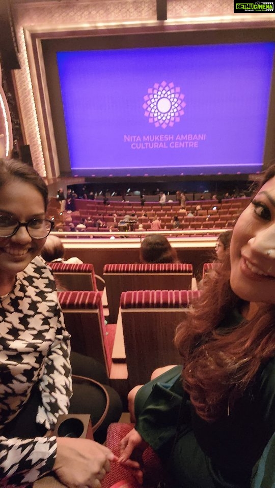 Archana Suseelan Instagram - Easter Sunday went well with my lovely sister in law 😘 @nmacc.india #nmacc #weekendvibes #theatre #indianculture #mumbaidiaries Nita Mukesh Ambani Cultural Centre