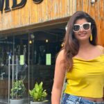 Ashima Narwal Instagram - For the love of sunflowers!!! Love Ashima Hyderabad