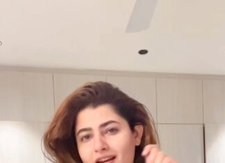 Ashima Narwal Instagram - Kya kiya? Skin care routine Kiya😝 The new skin care routine Mask Toner Moisturiser Happy weekend! 👋 🔜 Love Ash 💗 #loveashima #skincareroutine #facemasktime #tóner #skincare #ig_hyderabad #ig_india #influencerindia #ig_hyderabad #ig_chennai #misssydney #missindia