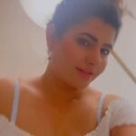 Ashima Narwal Instagram - TGIF 🐝🐝🐝 Love 💕 Ashima #loveashima #ashima #ashimanarwal #ashimaxfam #ig_hyderabad #ig_indiashots #ig_chennai #ig_sydney #influencerindia #misssydney