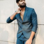 Ashwin Kumar Instagram – “Your best life will not be found in comfort. It will be found in fighting for what you believe in.”
 -Maxime Lagace

📸- @aarontheobed 
Styling – @anushaa13
Outfit – @geneslhofficial
Shoes – @monkstoryofficial 
Assistant stylist – @lavanya_desigan