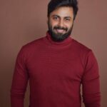 Ashwin Kumar Instagram - Meet Abhi💜 Suave, handsome and extremely charming. A man with a mission…Was the mission impossible or has it been accomplished? #MeetCute is Streaming on Sony Liv now! @deepthiiiganta @nameisnani @tprashanti @arifminhaz @ashwinkumar_ak @ananyameka