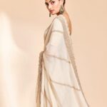 Athiya Shetty Instagram - In @anamikakhanna.in and @amrapalijewels tonight 🌝