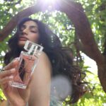 Athiya Shetty Instagram - BLOOMing with confidence, with long lasting and premium fragrances from RENÉE. 🌸 @reneeofficial Use code ATHIYA10 to get 10% off on Available on www.reneecosmetics.in #ReneeEveryday #Bloom #BloomPerfume #ReneeCosmetics #EDP