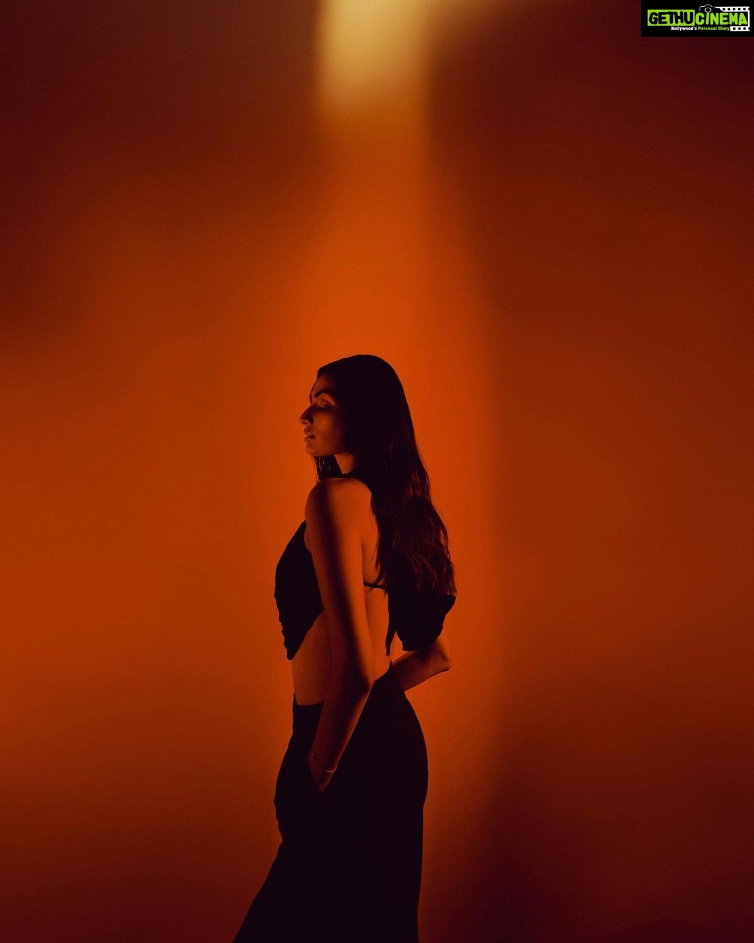 Athiya Shetty Instagram - all of the lights