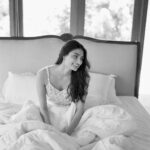 Athiya Shetty Instagram - oh, sundays 🛏🥞💐💓☕️📽📖🍜💌☺️