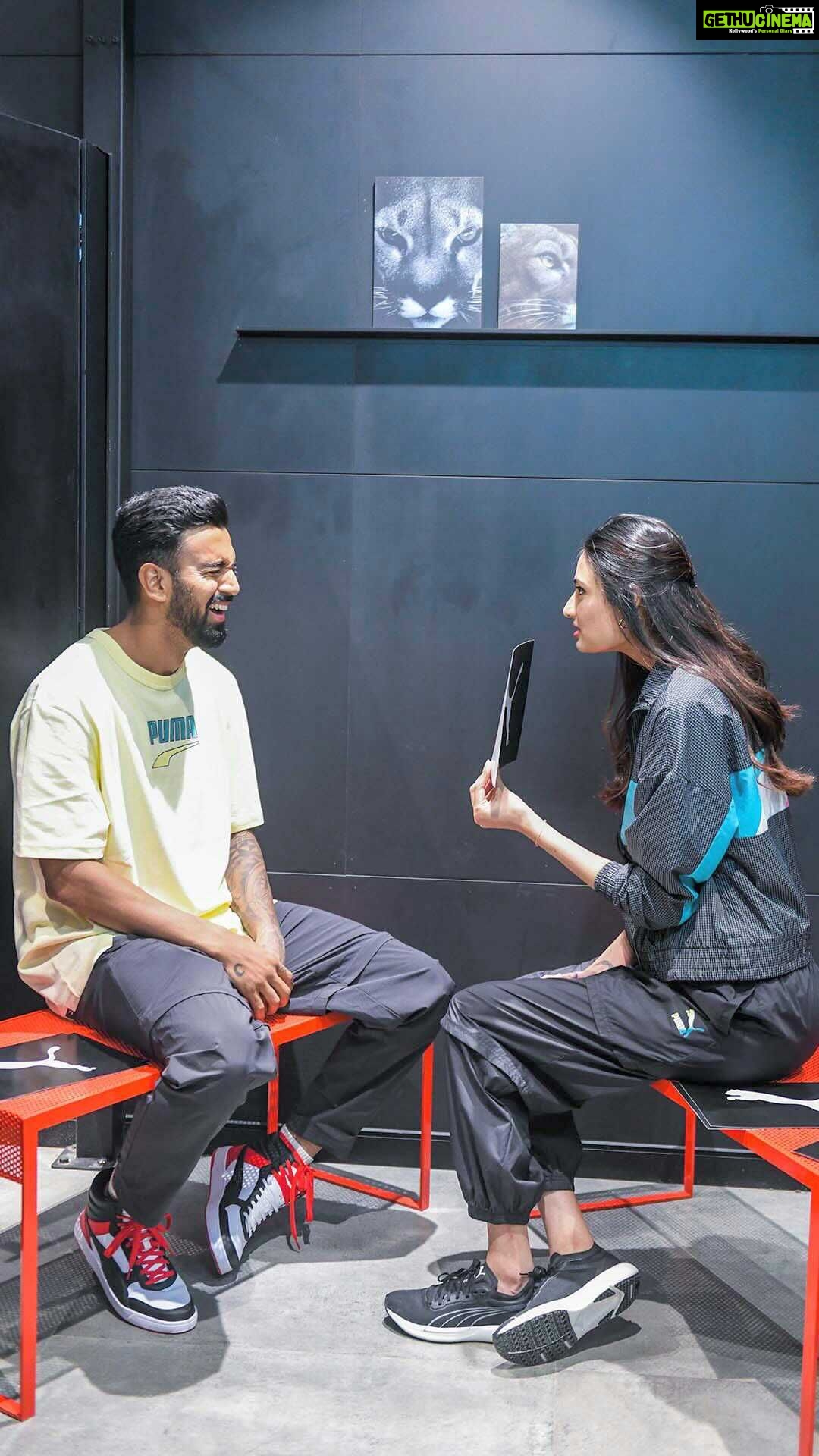 Athiya Shetty Instagram - Hopped over to the new PUMA store in Bangalore with a couple of cool cats 🐈⬛