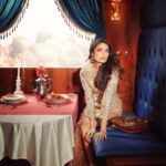 Athiya Shetty Instagram - For @thebridalasiamagazine 🚂🗝✨💌 Editor-in-chief- @dhruvgurwara Editor-at-large- @nupurmehta18 Photographer- @rahuljhangiani Styling- @gopalikavirmani Makeup- @simrangidwanii Hair- @reenaduttahairstylist Art & Set Direction- @gopalikavirmani Production- @mmcworld_official Outfit- @rahulmishra_7 Jewellery-@archanaaggarwalofficial