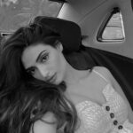 Athiya Shetty Instagram - that bit between xmas and nye, where you don’t have a clue what day it is