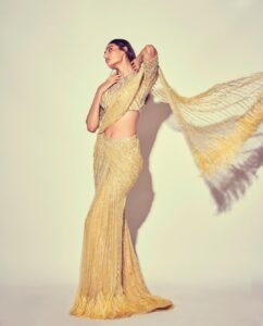Athiya Shetty Instagram - weekend of love!! 💕
