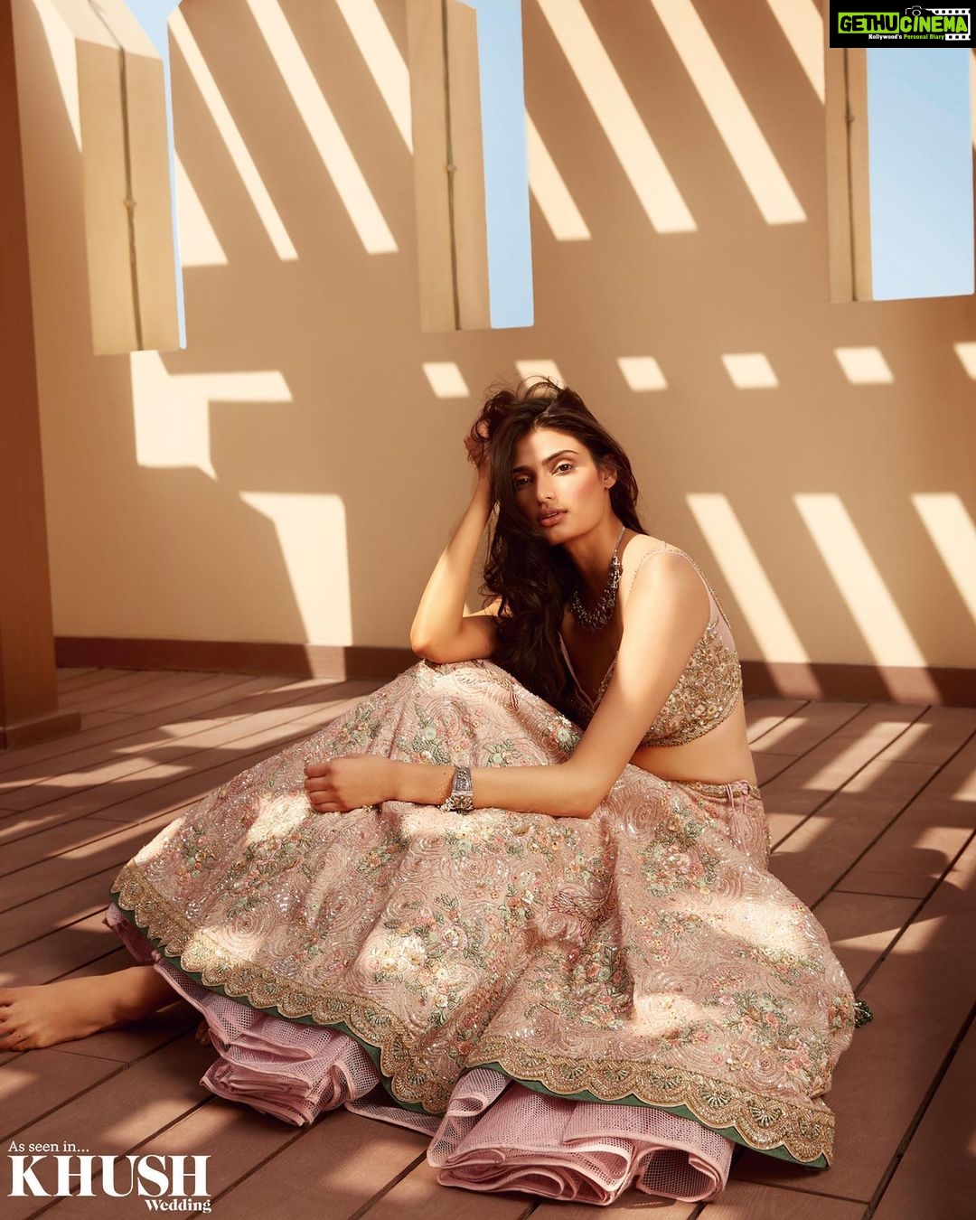 Athiya Shetty Instagram - 💘 @khushmag