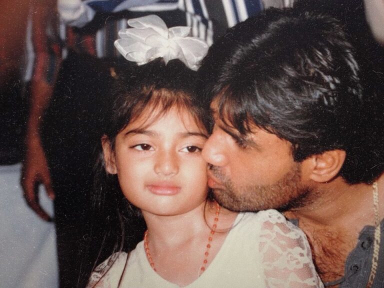 Athiya Shetty Instagram - to my wisest teacher, greatest protector, toughest workout buddy and my bestest friend, happy birthday! love you papa, nobody can match the size of your heart. 🤍 @suniel.shetty