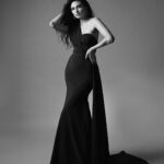 Athiya Shetty Instagram - fashionably late xx. styling: @saanchigilani hmu: @arizahnnaqvi photography: @divrikhyephoto