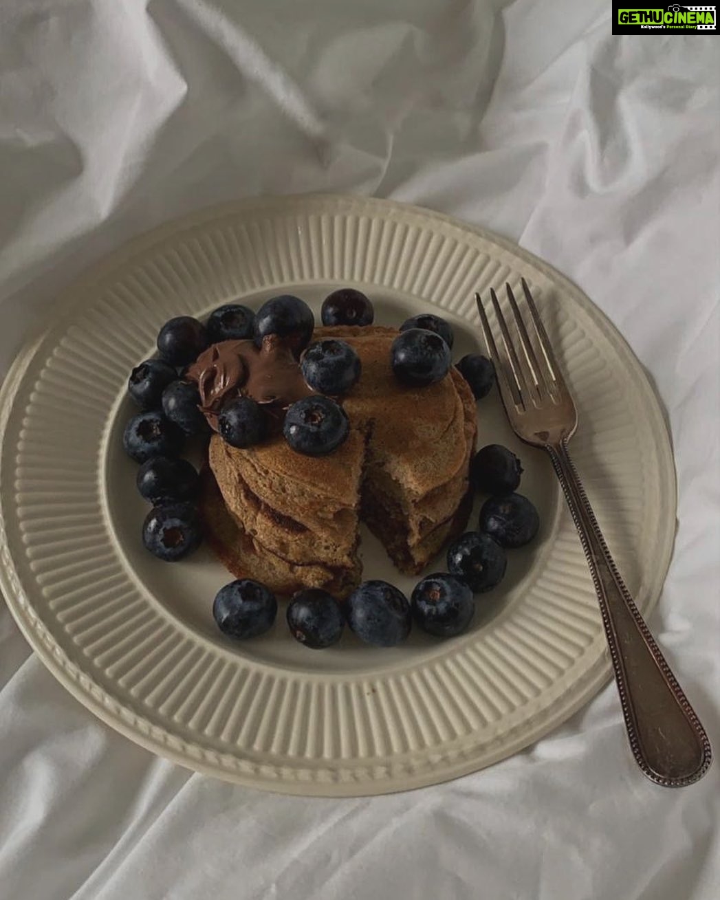 Athiya Shetty Instagram - 💗 sunday sweets 💗