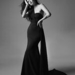 Athiya Shetty Instagram - fashionably late xx. styling: @saanchigilani hmu: @arizahnnaqvi photography: @divrikhyephoto