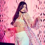 Athiya Shetty Instagram - find me with the wildflowers 🌸