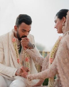 Athiya Shetty Instagram - “In your light, I learn how to love…” ♥️ 

Today, with our most loved ones, we got married in the home that’s given us immense joy and serenity. With a heart full of gratitude and love, we seek your blessings on this journey of togetherness. 🙏🏽