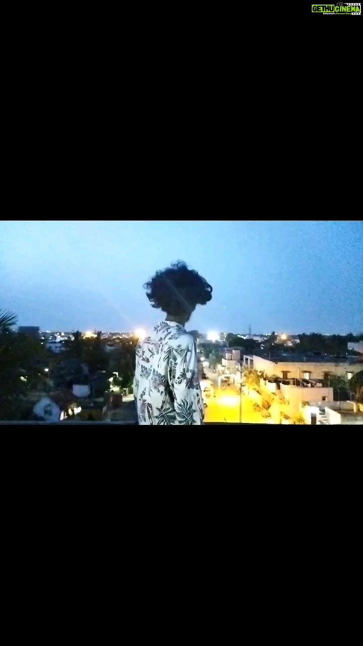 Bala Instagram - Here goes bigger opportunity to sing in #SundharC film by staying safe in your house itself during this lockdown. VR Della Film Factory has come up with a new app called Vayy up for the deserving talents. Compete, win cash prizes and a chance to sing in Director #SundarC19 film directed by VR ManiSeiyon For Apple users https://apps.apple.com/in/app/vayy-up/id1561376568 For Android users https://play.google.com/store/apps/details?id=com.dellainfotech Install. Give ur audition and enter Kollywood as a Singer produced by @vrdellafilmfactory @ashoksekar4 bro