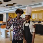 Bala Instagram - Carona vil irunthu thappika carona kathirika kozhambu sapdurathuku Munadi kaiya Alambu endra dish ai kandupidikum kalanthaivil irunthapothu Vetulayae irupom Coronavil irunthu kaapom By ungal Payithiyam pudicha vettukilli 🙏