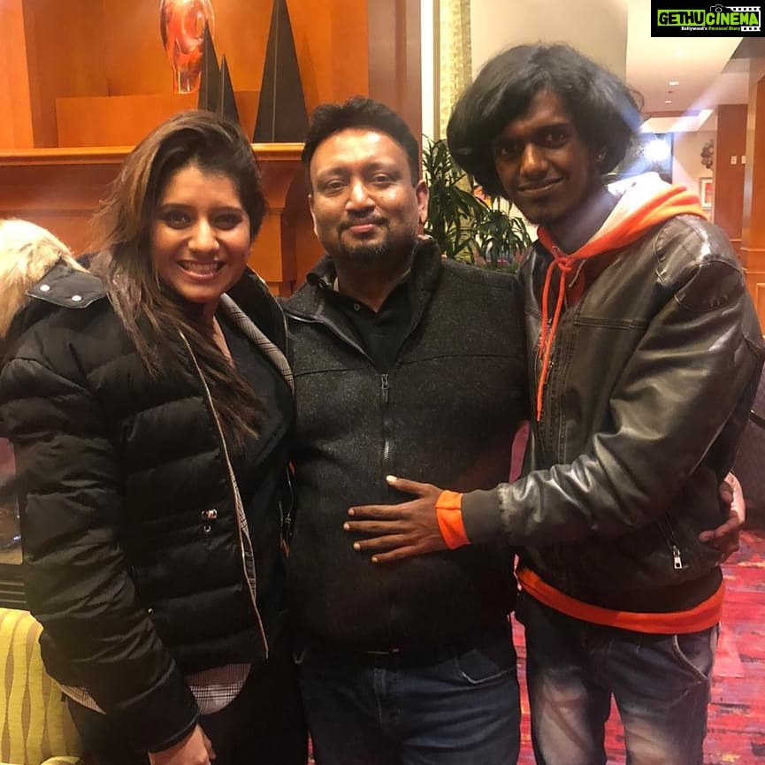 Bala Instagram - Vettukilli With my akka @priyankapdeshpande❤And my anna @kishancanada❤ #priyankavijaytv