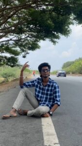 Bala Instagram - Ethana location porathu oru reels eduka Mosama oru masama song reels frds❤️❤️❤️❤️❤️❤️
Camera record buttonai thattiyathu&videovai editil vettiyathu-@abinesh_annadurai ❤️

@joshapp.tamil