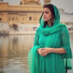 Barkha Bisht Sengupta Instagram – Day 2 of promotions started with blessings at the golden temple. #blessed #Mukhbir 11th Nov. @zee5

Wearing: @theworldofbhasha 
Styled by : @stylebyriyajn 
Jewellery: @outfitsbyriyajn 
Managed by : @silverbell.networks Golden Temple, Amritsar, India