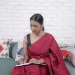 Barkha Bisht Sengupta Instagram - I completed my Pujo shopping list with something that makes me look and feel great! I am gifting myself great sleep with the Quboid Mattress from @duroflexworld It comes with a unique Copper-Infused 3 Zone NRG Layer that offers differentiated support and helps me energise for the Pandal Hopping. Have you included a good night's sleep to your shopping list yet? #NothingLikeDuroflex #FestivalOfChange #DurgaPuja #DurgaPujaShopping