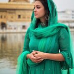 Barkha Bisht Sengupta Instagram – Day 2 of promotions started with blessings at the golden temple. #blessed #Mukhbir 11th Nov. @zee5

Wearing: @theworldofbhasha 
Styled by : @stylebyriyajn 
Jewellery: @outfitsbyriyajn 
Managed by : @silverbell.networks Golden Temple, Amritsar, India
