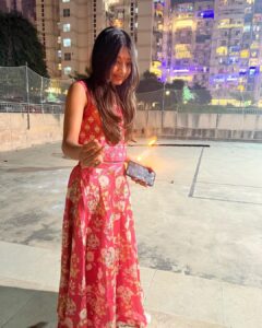 Barkha Bisht Sengupta Instagram - Diwali 2022 🪔