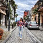 Barkha Bisht Sengupta Instagram - Travel …. Before you run out of time !! #georgia🇬🇪 #solotravel #traveldiaries #2022 Europe Square Batumi