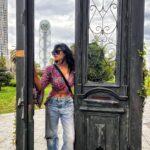 Barkha Bisht Sengupta Instagram - Travel …. Before you run out of time !! #georgia🇬🇪 #solotravel #traveldiaries #2022 Europe Square Batumi