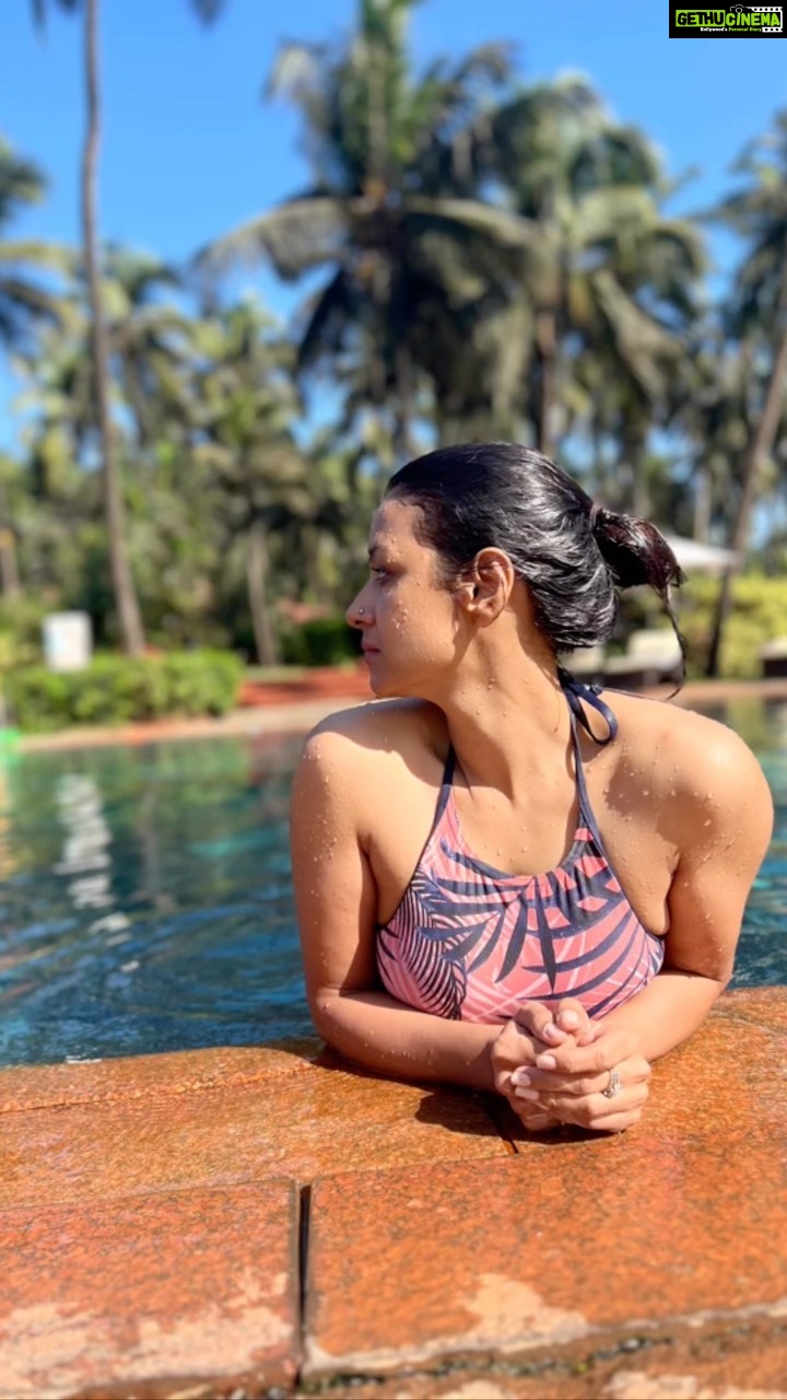 Barkha bisht bikini