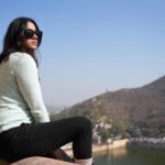 Barkha Bisht Sengupta Instagram – Up and close with @arunshaabji 📸
#jaipur #amerfort