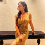 Barkha Bisht Sengupta Instagram – Coz this years gonna be Golden ✨ 

Wearing : @majesticbyjapnah 
Styling : @stylebyriyajn 
Pr : @pr4ucommunications 
Managed by : @silverbell.networks