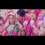 Celina Jaitly Instagram - Public awareness message alert 🚨 What NOT TO DO on your Wedding !!! 😅 Thank you for your love for our comedy of the century by @aneesbazmee !! 17 Years of No Entry and still winning hearts all over the world !!! @boney.kapoor @aneesbazmee @anilskapoor @beingsalmankhan @imeshadeol @bipashabasu @celinajaitlyofficial #fardeenkhan. Thank you No Entry Fan @narendradandale for this GIF #bollywood #noentry #celina #celinajaitly #celinajaitley #fardeenkhan #salmankhan #laradutta #anilkapoor #bipashabasu #eshadeoltakhtani #aneesbazmee #comedyfilm