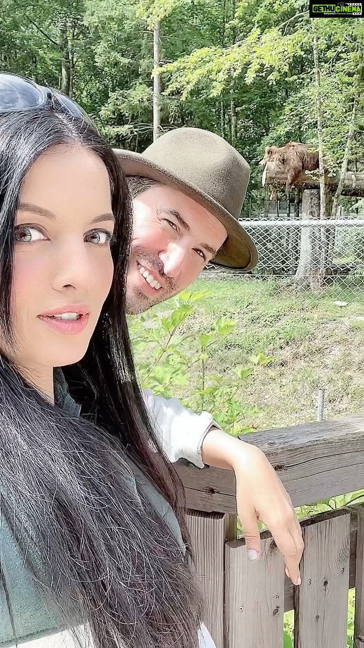 Celina Jaitly Instagram - Mein aur mera miyaan! Wo Peter mein PeterPyaari !! ( Sher arz kiya hai… on occasion of 23 July 2010 when he unknowingly proposed for his 7 Janamo ka giraftaari ka warrant) @haag.peter #internationalfamily #husband #husbandandwife #husbandsofinstagram #austrian #europeanhusband #indiangirl #celinajaitly #celinajaitley #celina #peterhaag #bearsofinstagram #alpinelife #anniversary #engagementanniversary Cumberland Wildpark