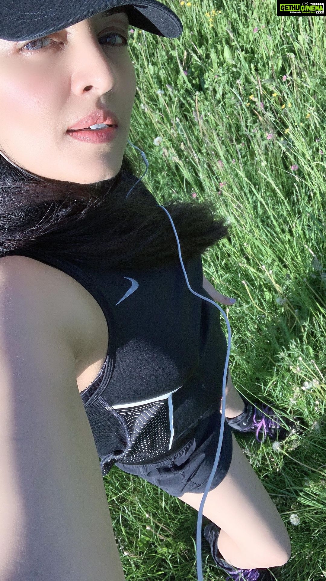 Celina Jaitly Instagram - Vitamin D with Vitamin C… ELINA #vitamin #outdoorlife #celinajaitly #celinajaitley #celina #beautiful #beautifulwomen #indianwomen #indianactress #beautifuleyes #beautifulhair #bollywood #fashion #indiangirls #sexy #hair #skin #beautyqueen #missindia #missuniverse #icon #glassskin #photographs #beautywithapurpose #blackhair #silkyhair #longhair #hairstyle #greyeyes