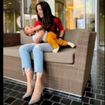 Celina Jaitly Instagram - My treasure trove of babies taught chapters of life that you never learn in books about. Motherhood!! It takes patience, humor and a lot of wet wipes and wine ( definitely) !! I am so thankful and grateful for motherhood and being able to make it in one piece through two twin pregnancies. Thank you universe for this experience… So I take this opportunity to wish all mothers and mother figure moms and dads around the world a very Happy Mother’s Day !! Babies: @winstonjhaag @viraajjhaag @arthurjhaag #celinajaitly #celinajaitley #indianactress #beautyqueen #missindia #missuniverse #bollywood #trending #mothersday #happymothersday #motherhoodunplugged #momsofinstagram #momoftwinsplusone #momoftwins #babies #babiesofinstagram #momofboys #motherhood
