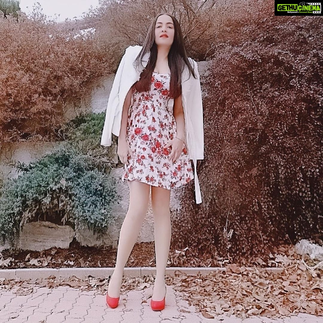 Celina Jaitly Instagram - I know spring is almost here at our alpine Heimat but someone please fetch me snow pants.. it’s still so bloody cold… !! #alpinelife #celinajaitly #celinajaitley #austria #austriangirl #indianactress #bollywood #mountains #european #springiscoming #spring Austria/Österreich