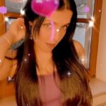 Celina Jaitly Instagram - Dear garlzez and boyzez, This is heartz touchingz true loves. Please remixed it. Say “Sutt Aap” to your lobarz. Happy Valentine’s Day Kumari Kulteshwari #valentinstag #valentines #happyvalentinesday #happyvalentines #celinajaitly #celinajaitley #funnyindian #funnygirls #funnyreels #indiancomedy #comedy #bollywood #explore #funnymemes #indianactress #laughteristhebestmedicine Austria, Europe