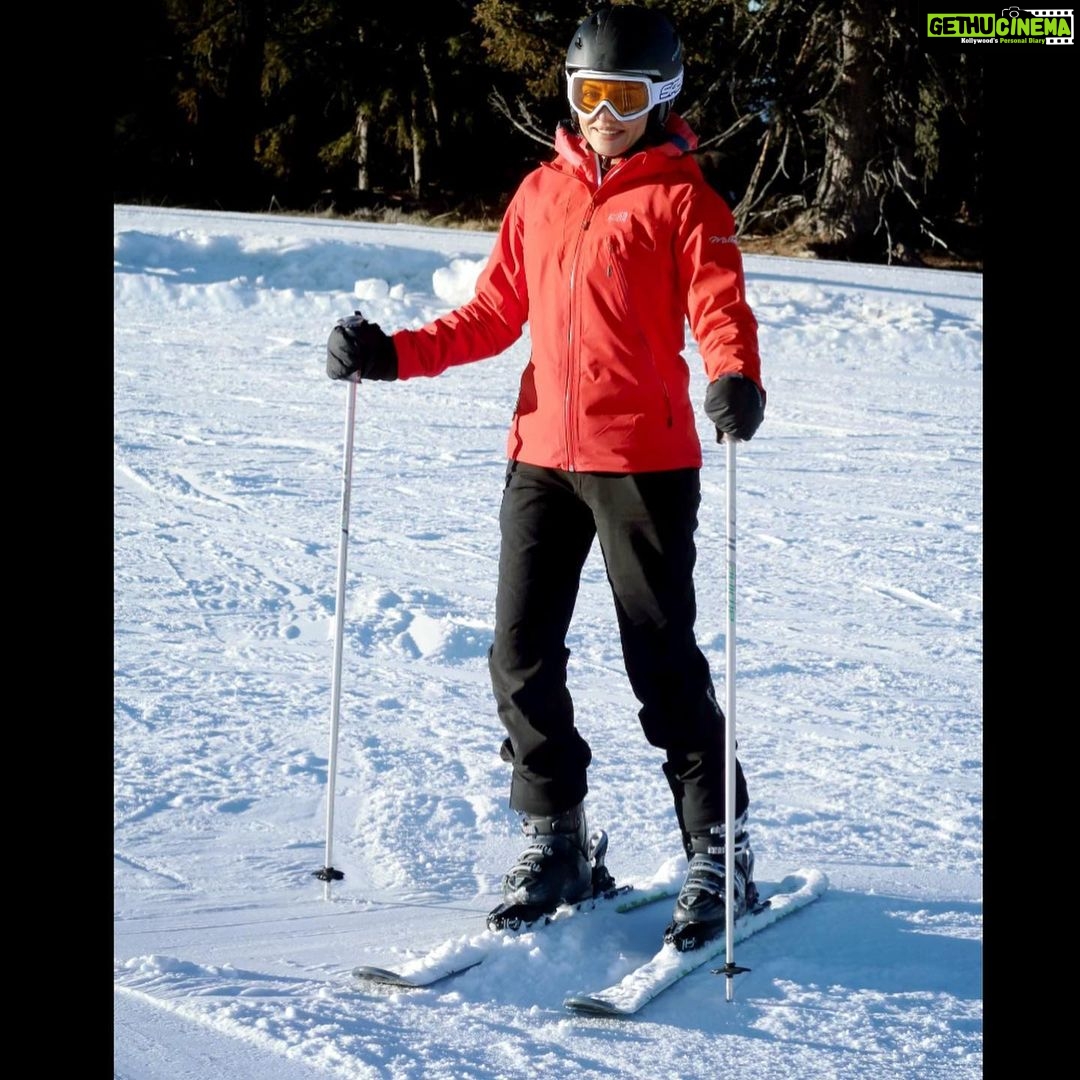 Celina Jaitly Instagram - Who need wings when you have skis? Super day at the slopes this weekend. Need a new ski Jacket though just realised all my ski jackets are red 😂( Excuse to shop some more) and maybe an Indian flag for my jacket as I am somehow the only Indian girl hitting most slopes in Austria. #skiing #alpinebabes #alpineskiing #austria #austrianalps #österreich #austriangirl #indiangirl #celinajaitly #celinajaitley #celina #bollywood #beautyqueen #skimo #skibunny #wintersport #sportygirl #redjacket #skisuit #skisunday Austria, Europe