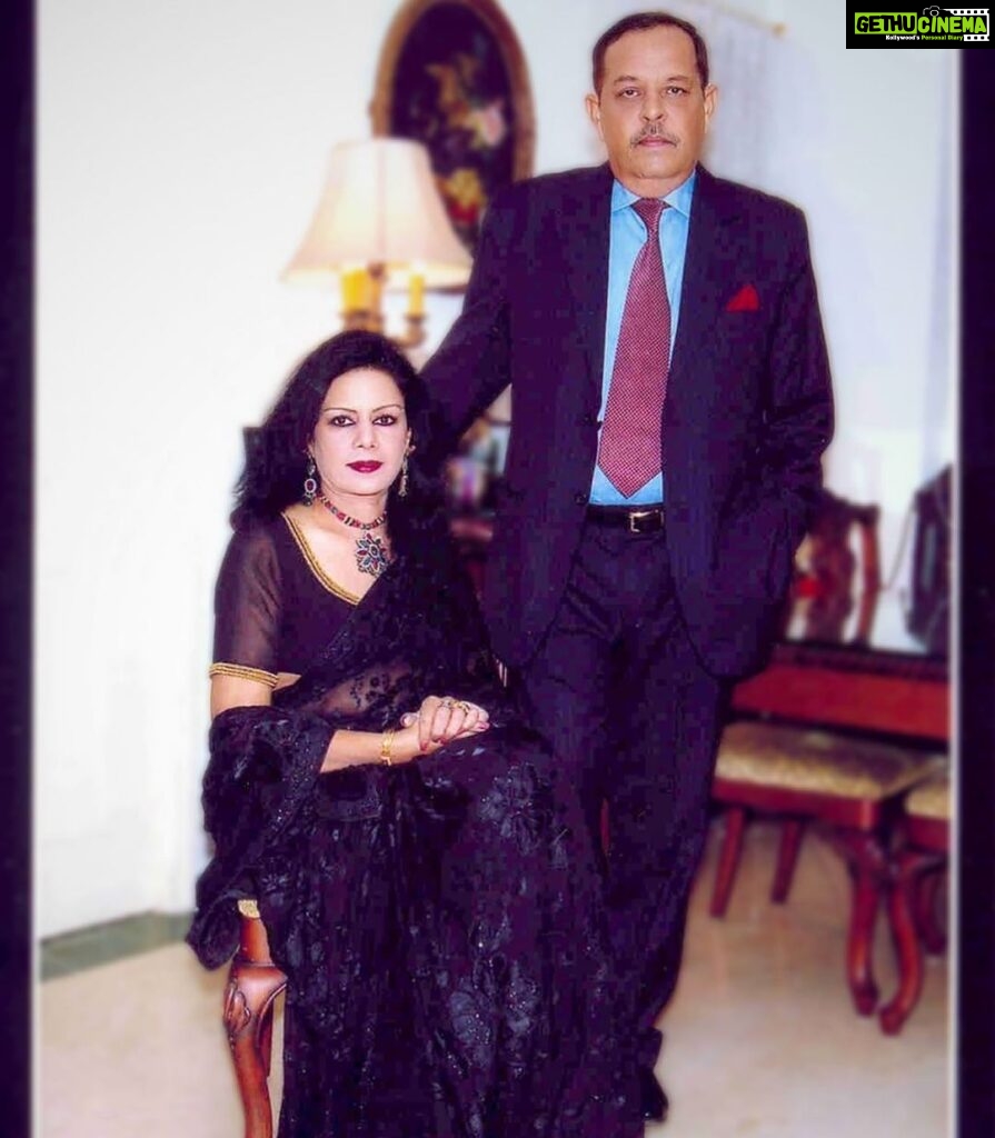Celina Jaitly Instagram - You are gone but never forgotten. You are missed but always loved. You are not with us but we feel your spirit. ….. Happy Anniversary In Heaven Mom n Dad … Not a day goes by without your memories!! Colonel & ( Dr) Jaitly dearly missed by their children, grandchildren today and every day 🤍 (Playing your favourite song for you : I just called to say I love you 🤍🤍🤍🤍) #armyparents #indianarmy #armydad #missyousomuch #celina #celinajaitly #celinajaitley #happyanniversary #anniversaryinheaven #bollywood #militarylove