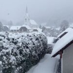 Celina Jaitly Instagram - Life in a small alpine village in Austria for an Indian like me be like … Well this is how “right now” and every day looks like !!! ( I love it by the way and feel blessed but definitely miss the hustle bustle of India) #onadifferentnote - May #amrishpuri ji rest in peace, contrary to his strong and menacing iconic characters on screen he was so kind and gentle. I had the honour to be his daughter in a film that was shelved when he passed away… My few conversations with him are deeply valued. #amrishpuri #celina #celinajaitly #bollywood #comedy #hindifilmdialogue #funnydialogue #austria #india #snowfall #snowday #gaon #meragaon #funny #nature #naturelover #alps #austrianalps Austria, Europe