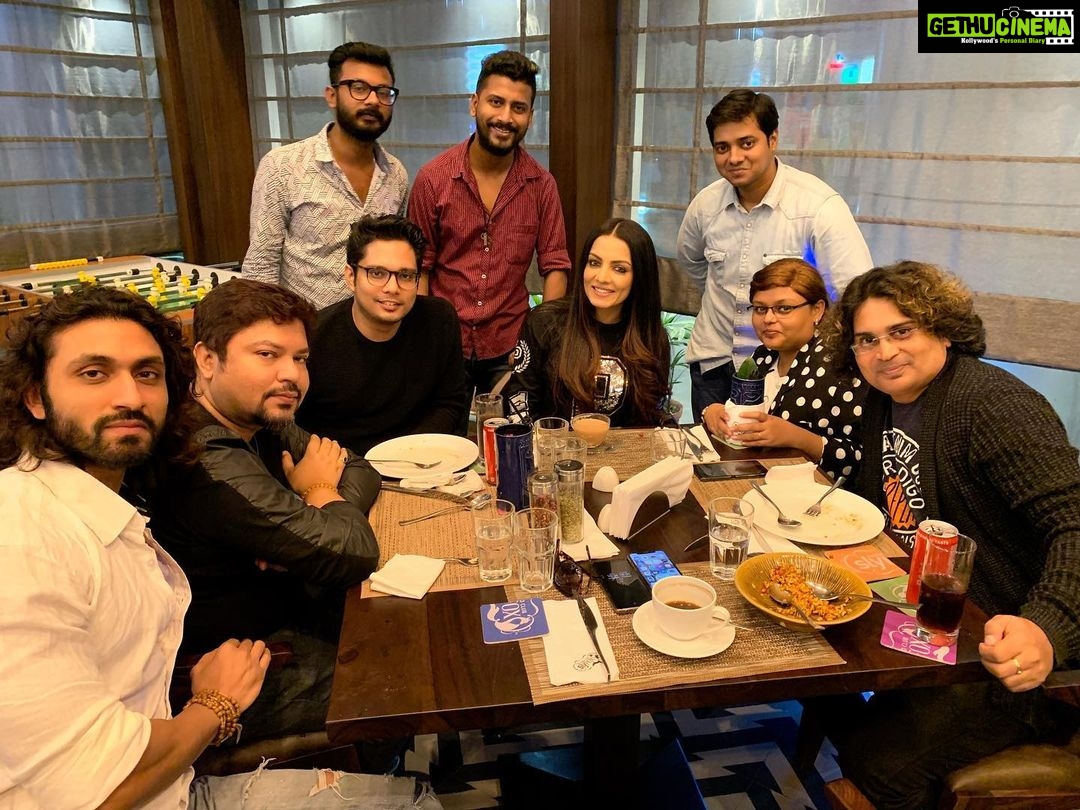 Celina Jaitly Instagram - Happy Birthday @imaritrads !! Not only did i win a @filmfareme award with @ramkamalmukherjee @shhailendra_kkumar & your film #seasonsgreetings I won a little brother in you … God blessed you on this very special birthday with @poojarajak14 as your life partner and I am so happy for you. Happy birthday have a super year ahead !! #producer #bollywood #hindifilms #celina #celinajaitley #celinajaitly #actorslife #onset Kolkata city of joy